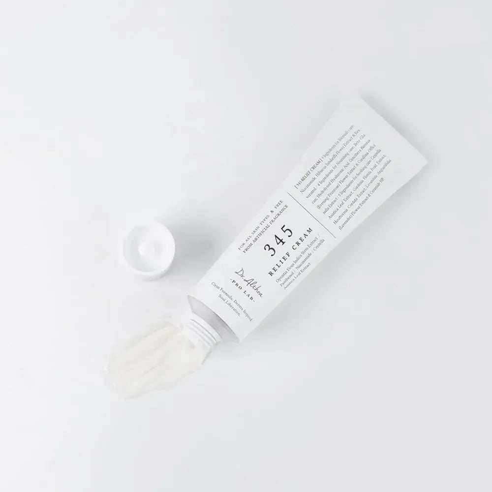 Dr. Althea - 345 Relief Cream liggandes pÄ en vit bakgrund.