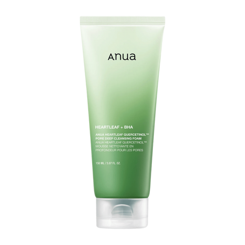 Anua Heartleaf Quercetinol Pore Deep Cleansing Foam 150ml på vit bakgrund.