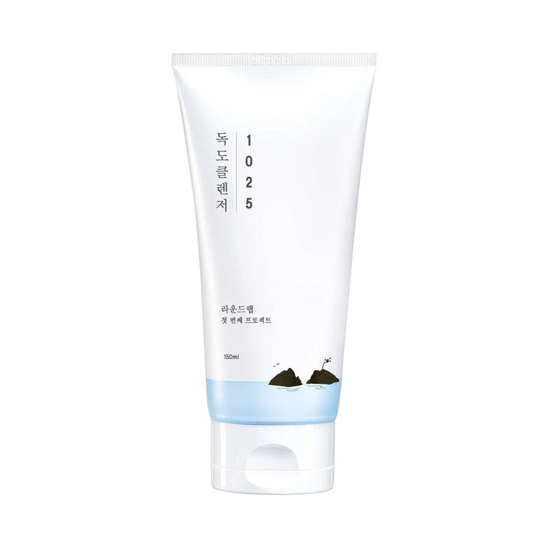 ROUND LAB - 1025 Dokdo Cleanser på en vit bakgrund.