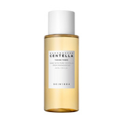 SKIN1004 - Madagascar Centella Toning Toner på en vit bakgrund.